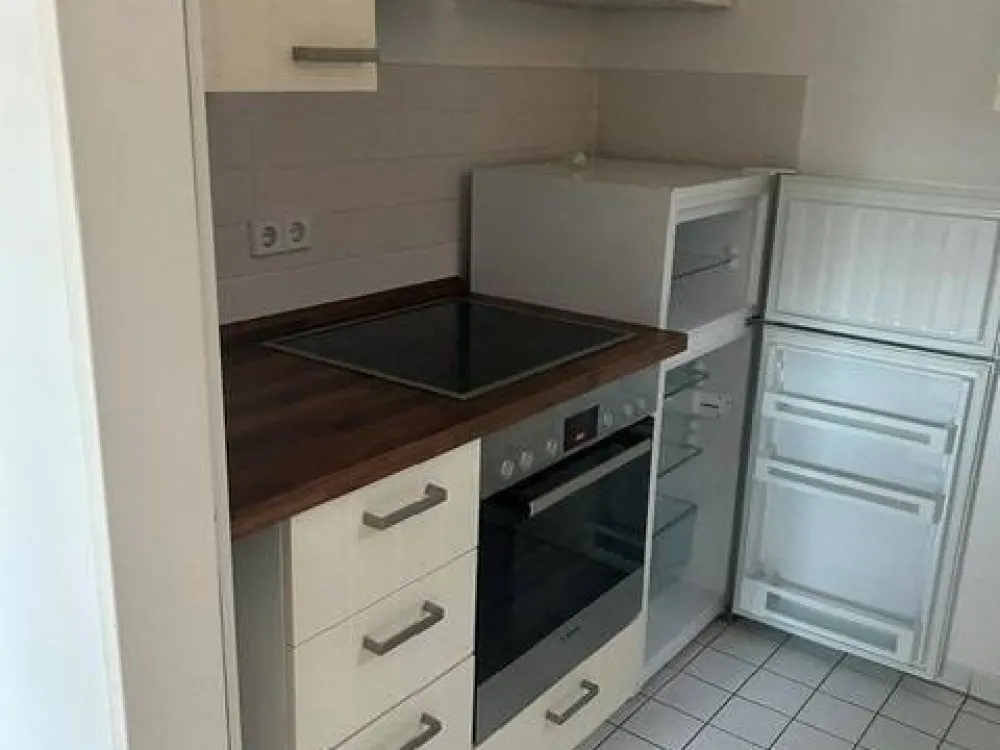 Dachgeschoss-2-Zimmer-Wohnung mit Balkon in Leipzig