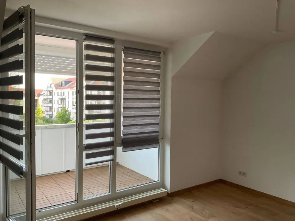 Dachgeschoss-2-Zimmer-Wohnung mit Balkon in Leipzig
