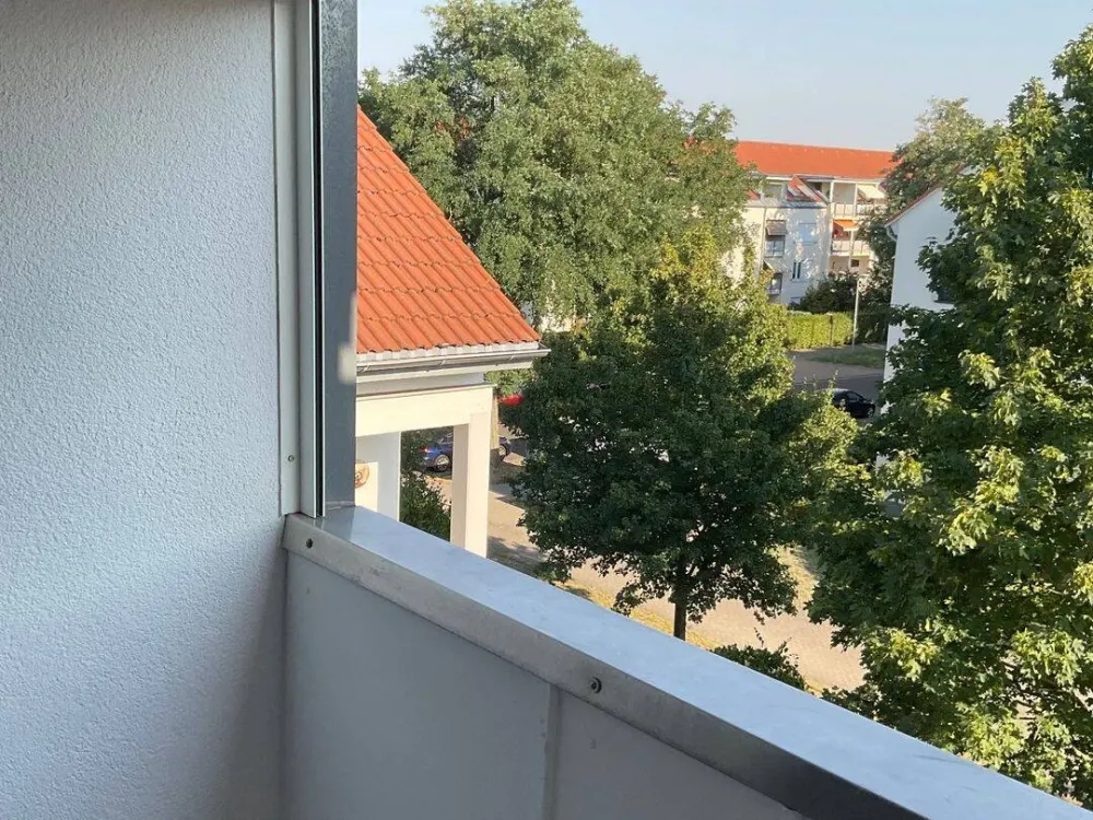 Dachgeschoss-2-Zimmer-Wohnung mit Balkon in Leipzig