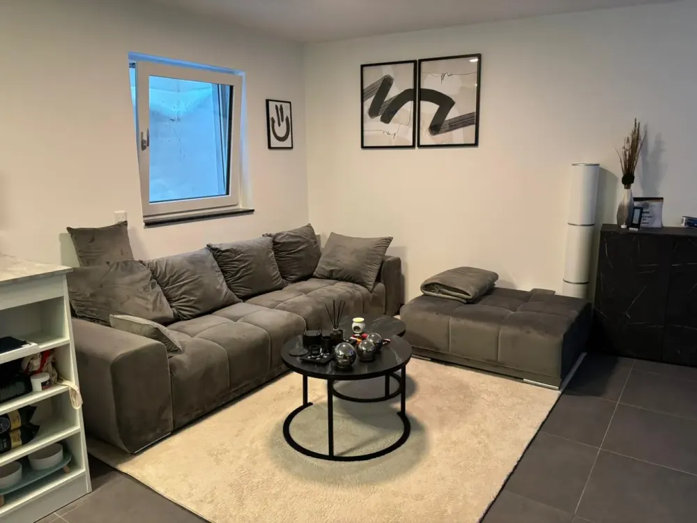 Stilvolle 2-Zimmer-Souterrain-Wohnung mit gehobener Innenausstattung in Rodgau