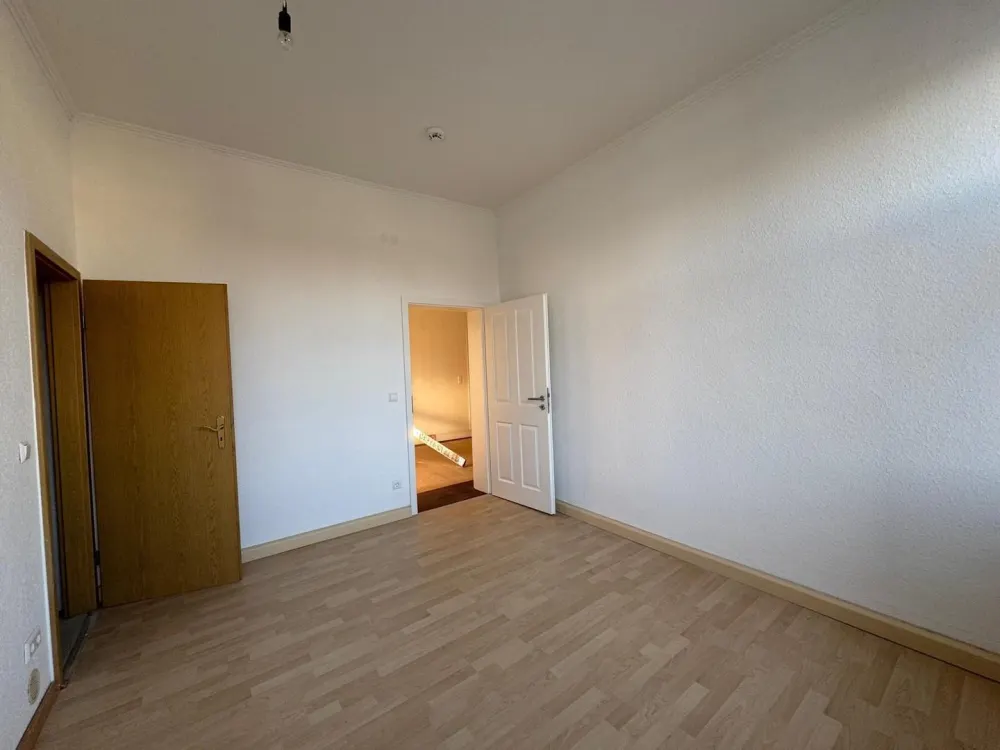 Traumhafte Altbau 3 Zimmer Wohnung in zentraler Lage