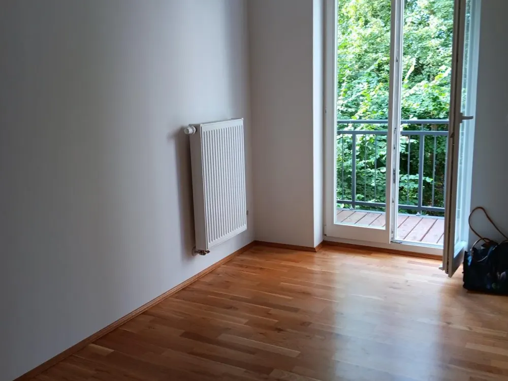 Moderne 2-Raum Wohnung mit EBK