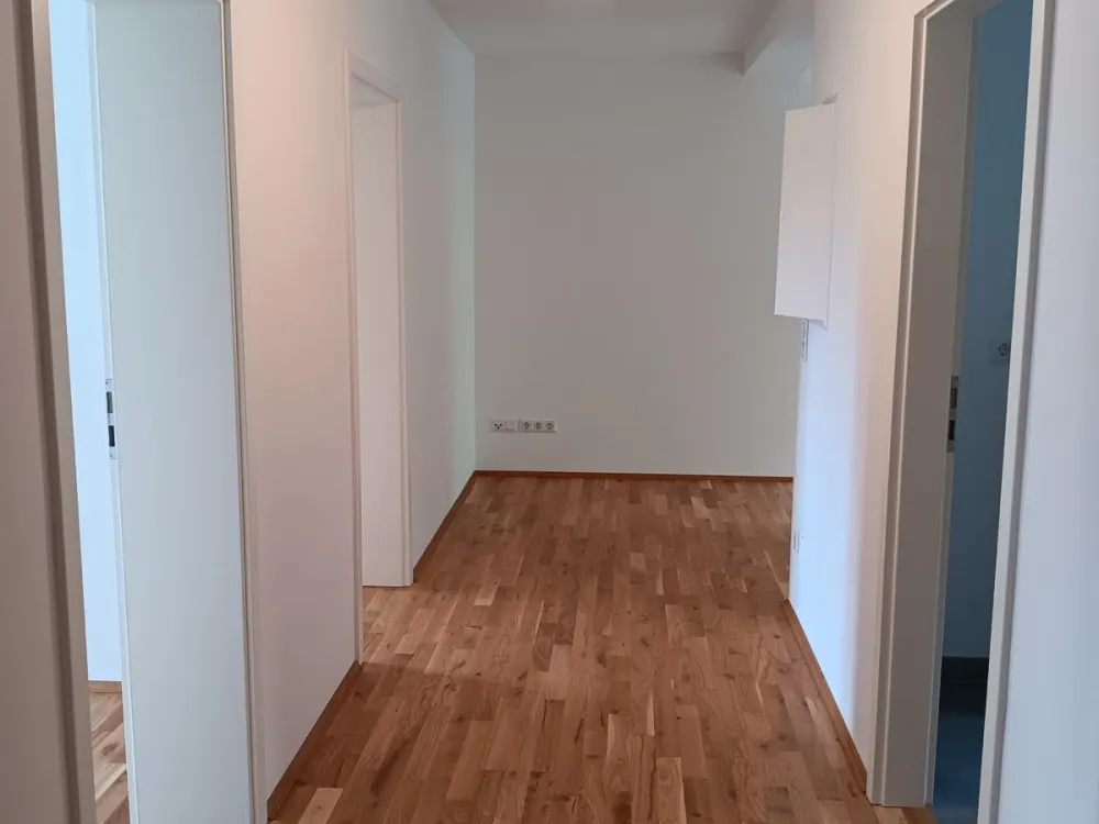 Moderne 2-Raum Wohnung mit EBK