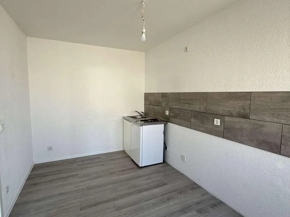 Neu renovierte Erdgeschosswohnung