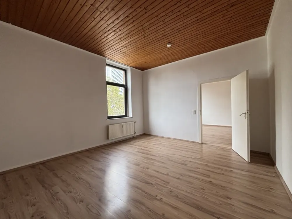 Krefeld - Cracau: 2- Zimmer-Wohnung zu vermieten!