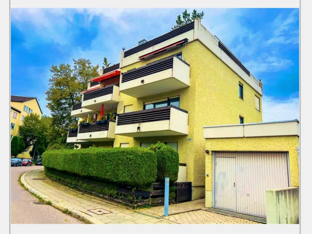 Möblierte 1-Zimmer-Wohnung mit Balkon, TG-Stellplatz und WLAN