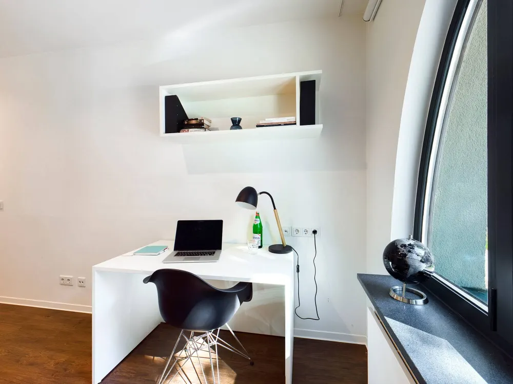 DIE ZIMMEREI | From July: Furnished all-inclusive apartment: flexible due to subway proximity | Basic Bude