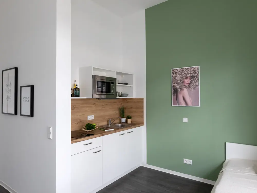 geräumiges, möbliertes Apartment in Düsseldorf- Rath sucht neuen Mieter!