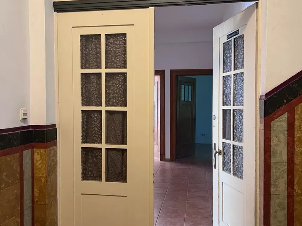 Stilvolle Altbauwohnung mit Charme und großzügigem Grundriss