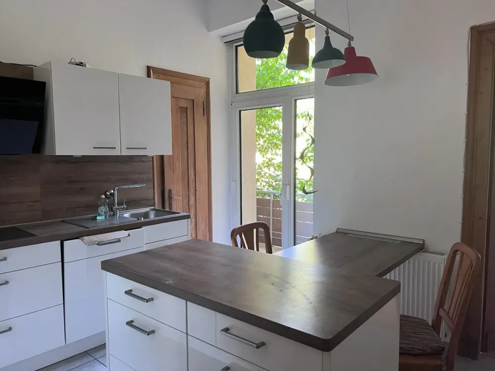 Stilvolle Altbauwohnung mit Charme und großzügigem Grundriss