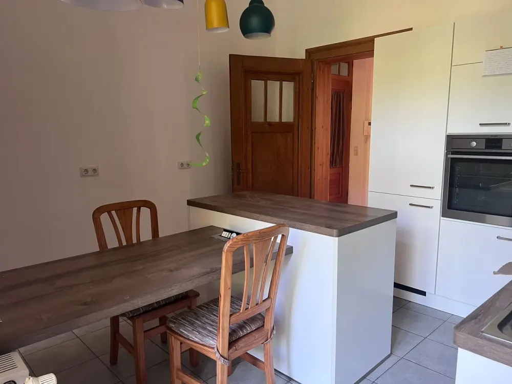 Stilvolle Altbauwohnung mit Charme und großzügigem Grundriss