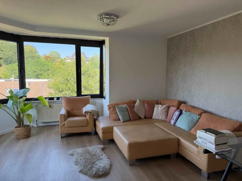 Moderne 2 Zimmer Wohnung in Unterbach!Sonnenbalkon! Aufzug! TG-Stellplatz! Naturerholungsgebiet!