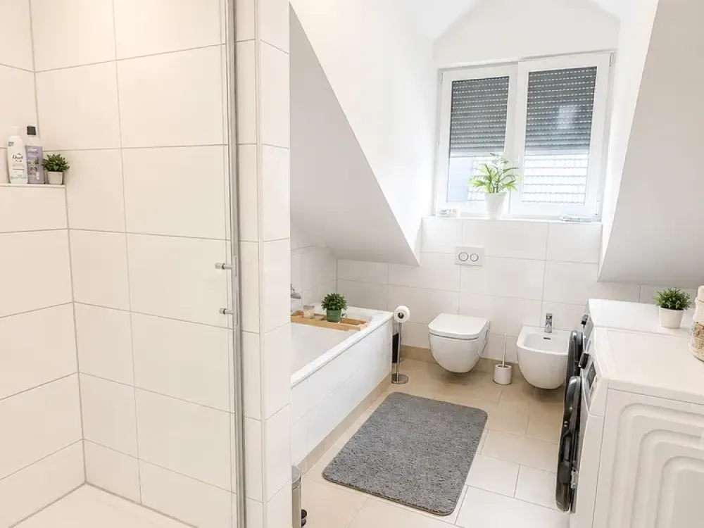 Dachgeschosswohnung mit großem Balkon
