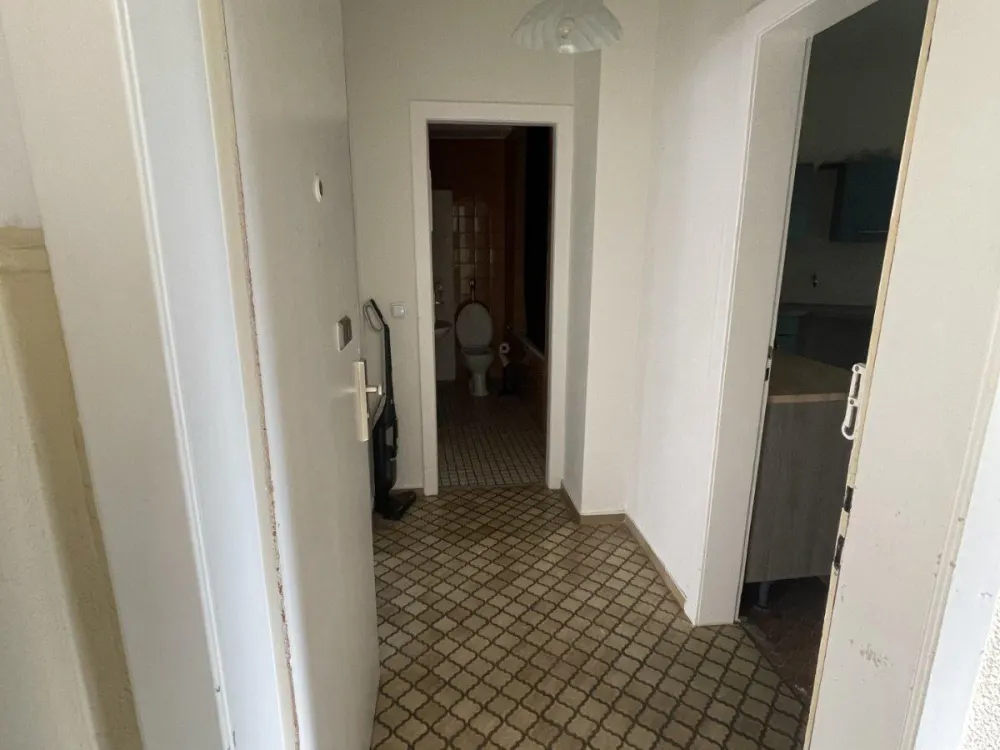 wohnung Düsseldorf Rath frei 1.10.26 Terasse Einbauküche 2 zimmer