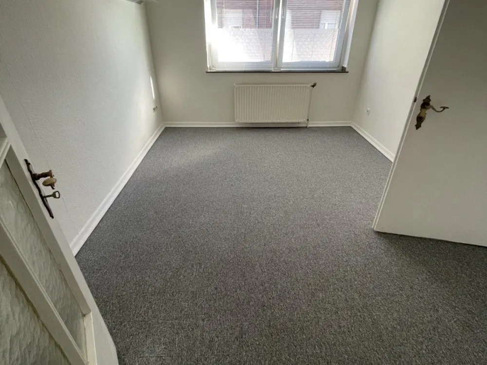wohnung Düsseldorf Rath frei 1.10.26 Terasse Einbauküche 2 zimmer
