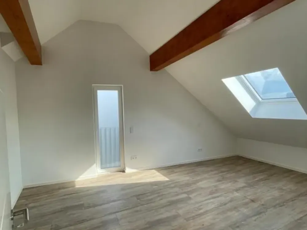 ATTENTION!!! 2-Zimmer Wohnung mit Balkon in Eschborn #9