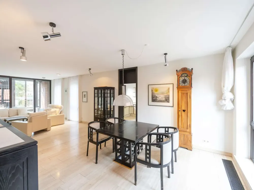 Wohnen wie im eigenen Haus, großzügige Maisonettewohnung mit Wintergarten im Herzen von Senden