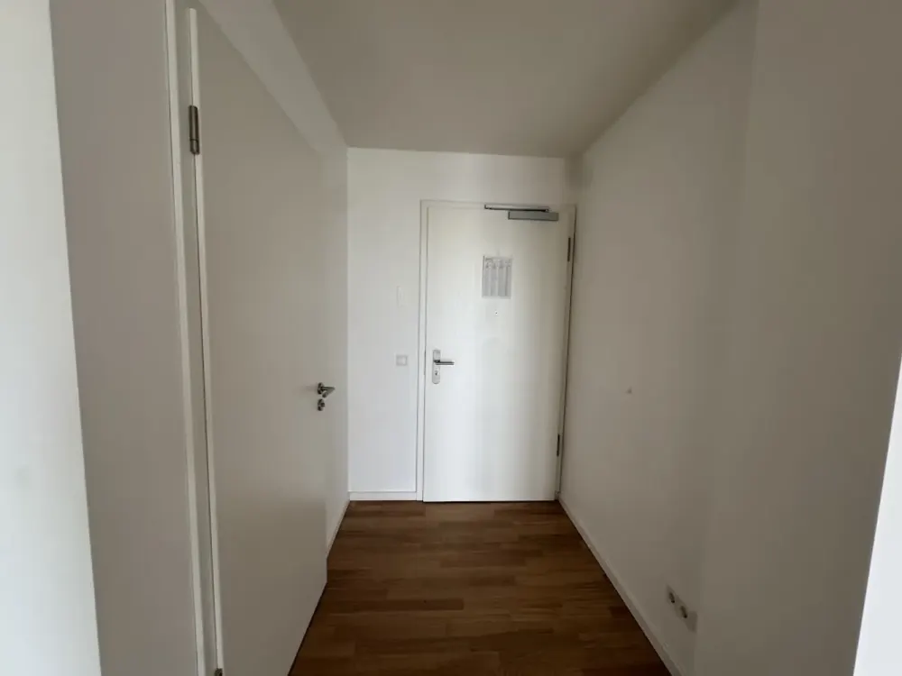 2-Zimmerwohnung in Altstadt-Nähe mit Parkett