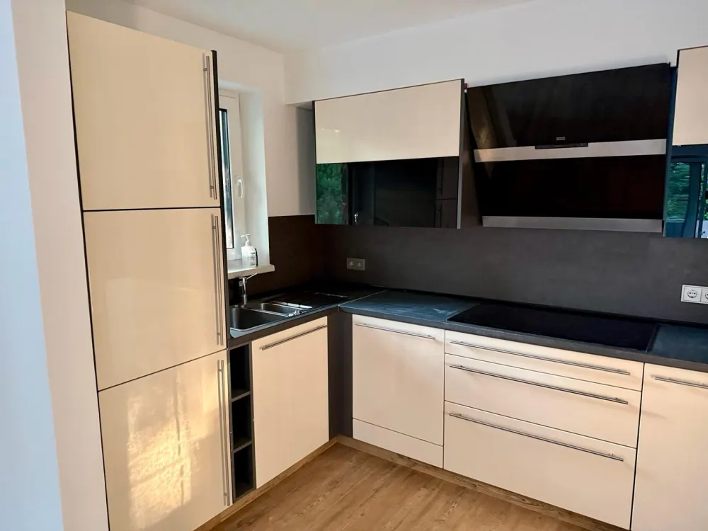 TOP: 4 Zi. Maisonette mit Garten/Stellplatz, FBH, EBK