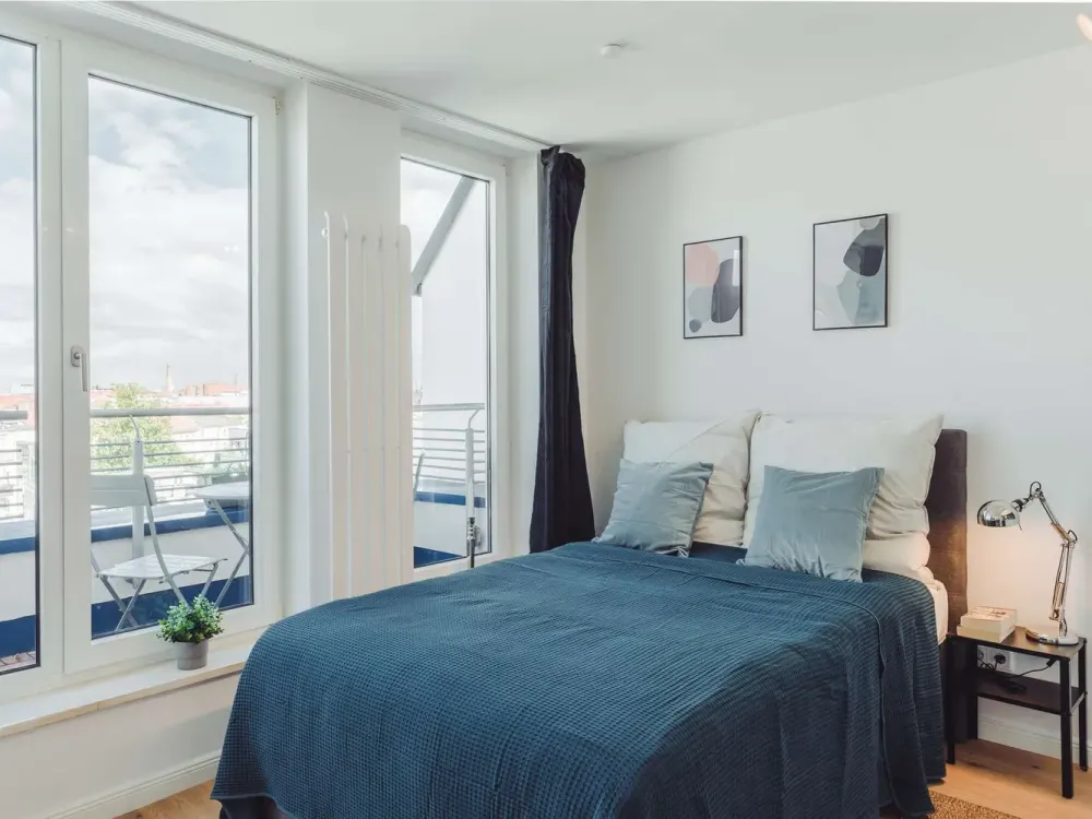 Möbliertes Studio im Dachgeschoss mit Terrasse im Herzen vom Prenzlauer Berg