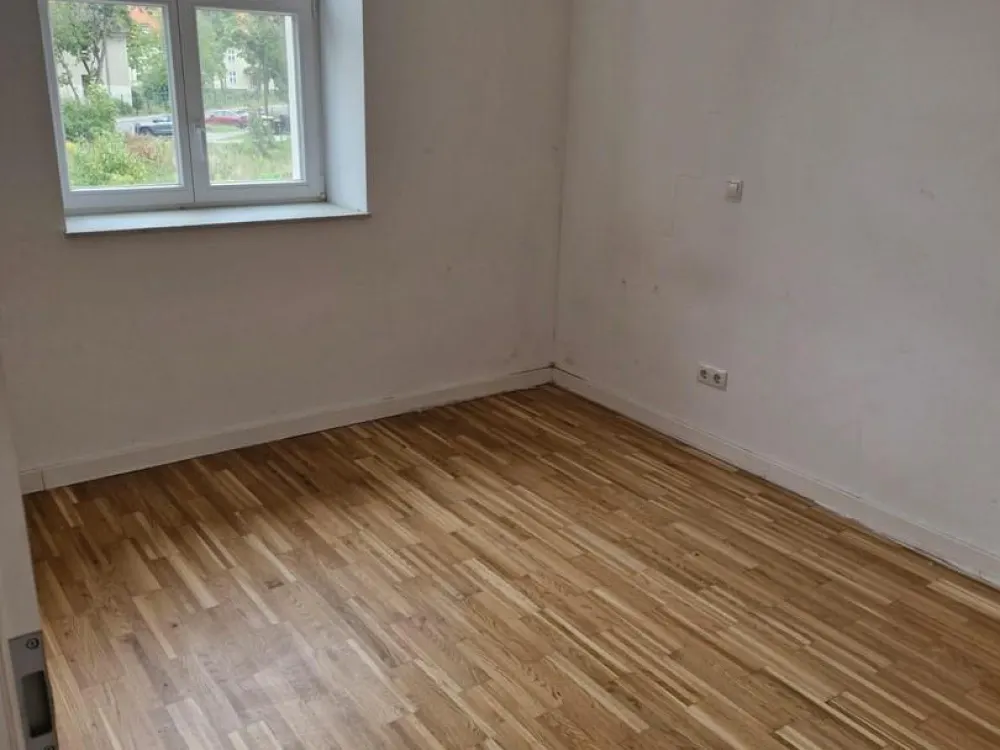 Sanierte 2-Zimmer-Wohnung mit Balkon, im Park, Berlin-Staaken