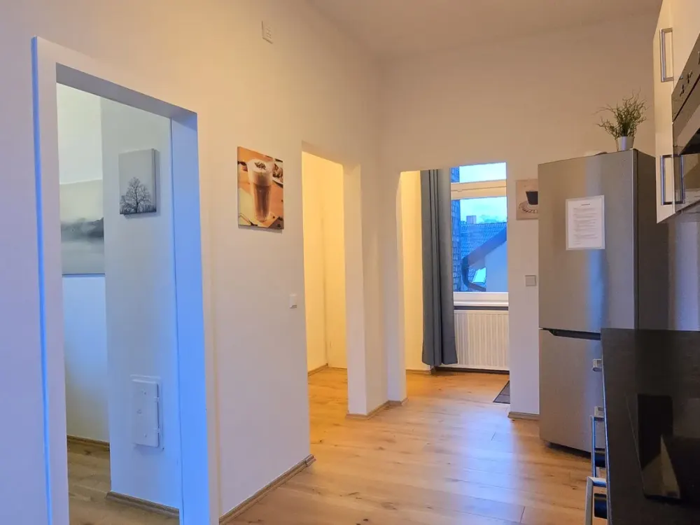 Stylisches WG-Zimmer nahe Karlsruhe, möbliert, zentral & flexibel (ideal für Studierende)