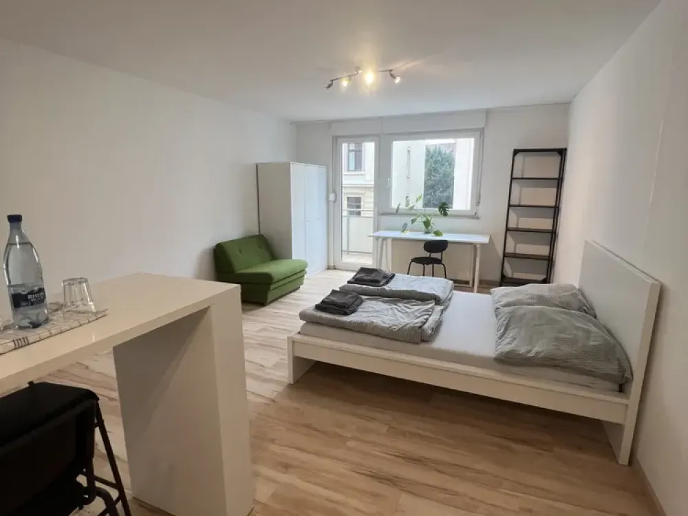 Möbliertes 1-Zimmer-Apartment in zentraler Lage