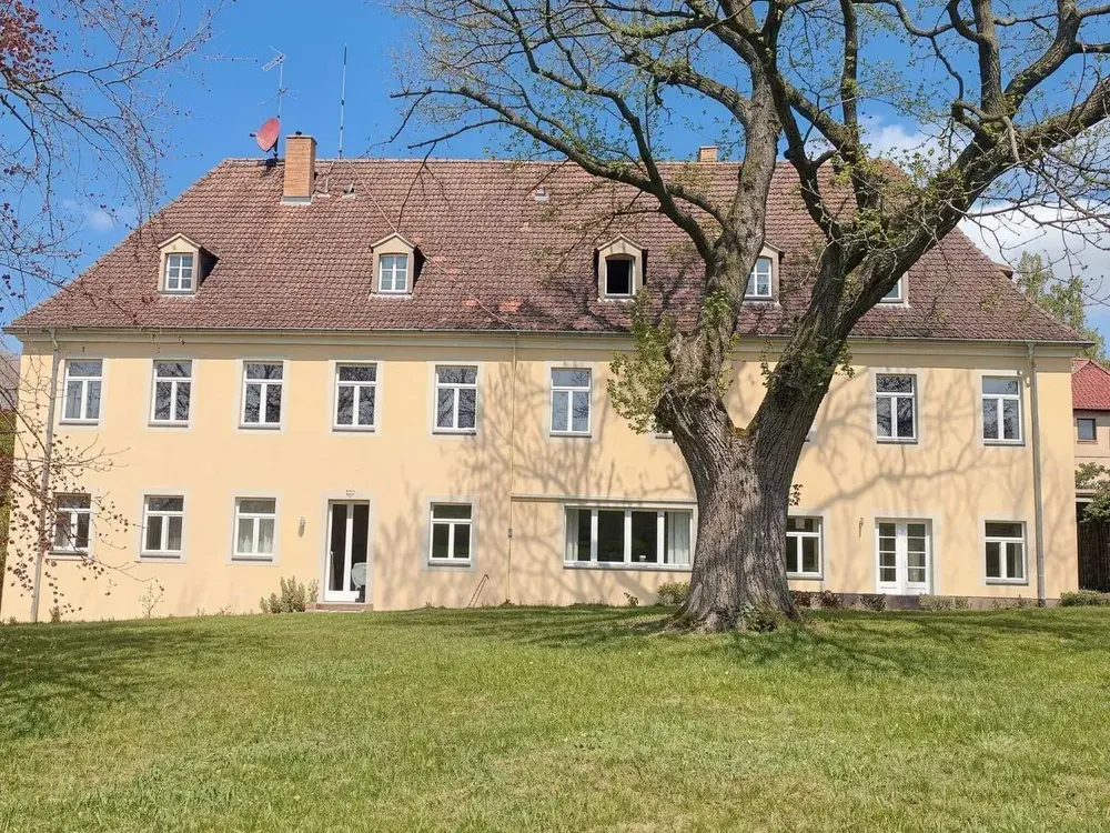 Wunderschöne 3-Zimmerwohnung im historischen Weingut oberhalb von Radebeul-West