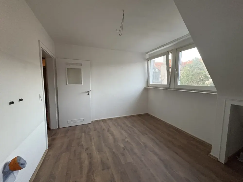 Modernized 1-Room Apartment in Hagen-Altenhagen