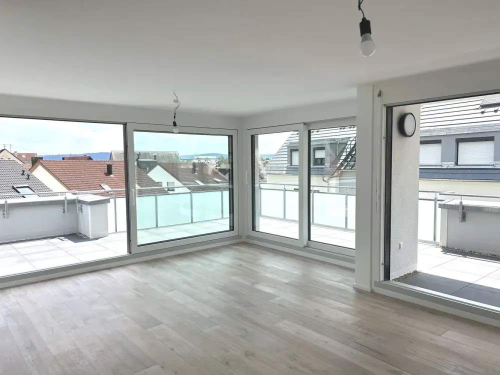 *EXKLUSIVE 4 Zi Maisonette-Apartment, Terrassen, 2 TG-Stellplätze, Keller, u.v.m.