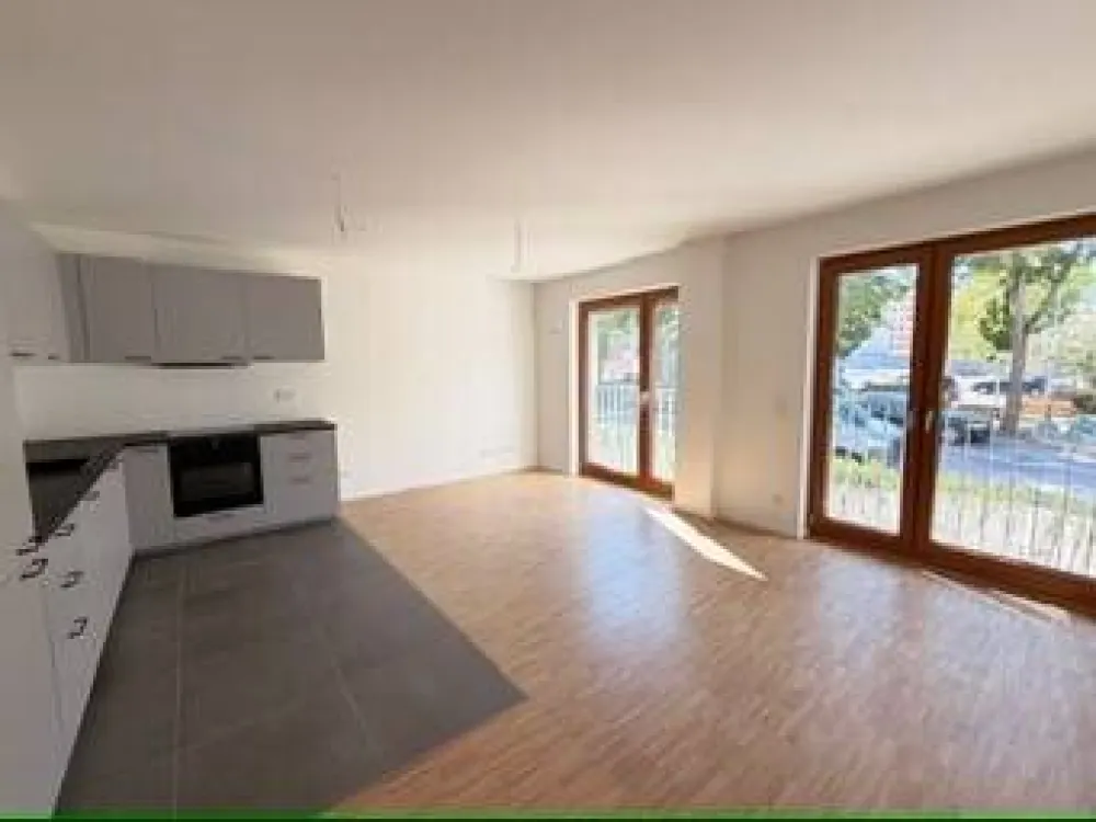 Moderne 3-Zimmer-Neubauwohnung mit Terrasse und Einbauküche