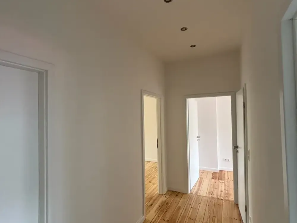 Teilmöblierte, auf drei Jahre befristete, Wohnung