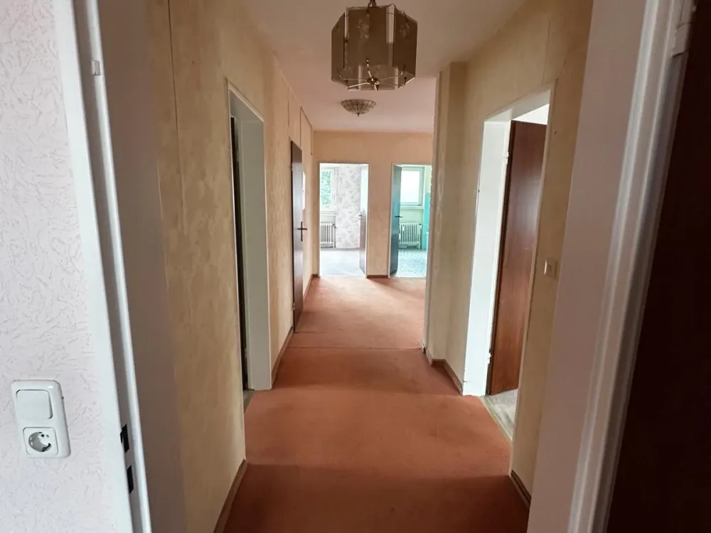 4 Room Apartment