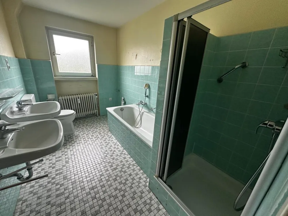 4 Room Apartment