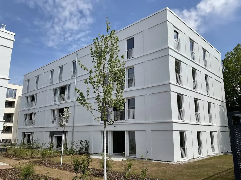 Penthouse Feeling in Bad Homburg! New Build Comfort, Two Roof Terraces, Two Bathrooms, Elevator