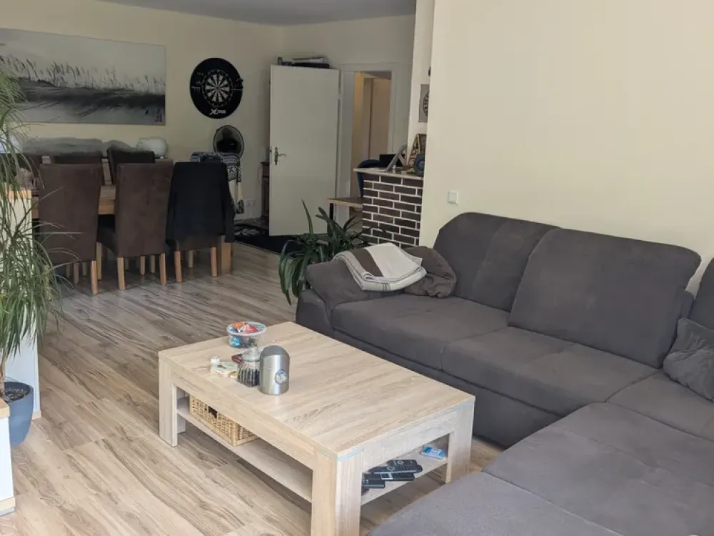 4-Zimmer EG-Wohnung in 2-Familienhaus mit Garten