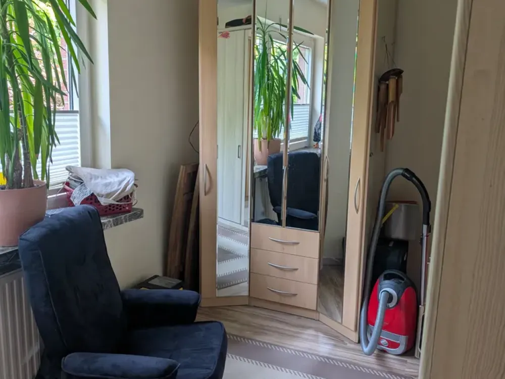 4-Zimmer EG-Wohnung in 2-Familienhaus mit Garten