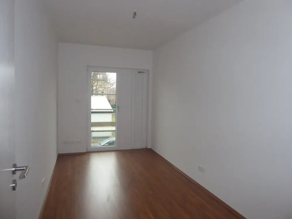 **3 Zimmer in zentraler Lager**