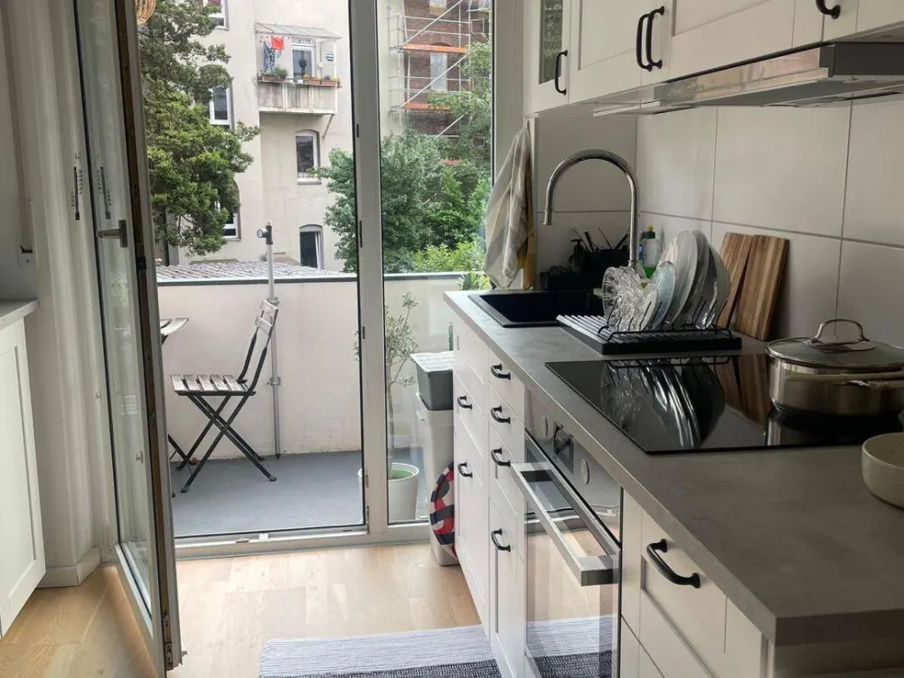 Sanierte helle 3 Zimmerwohnung in St. Peter mit Balkon, Eiche-Parkett, ruhige Sackgasse, verkehrsgünstige Lage