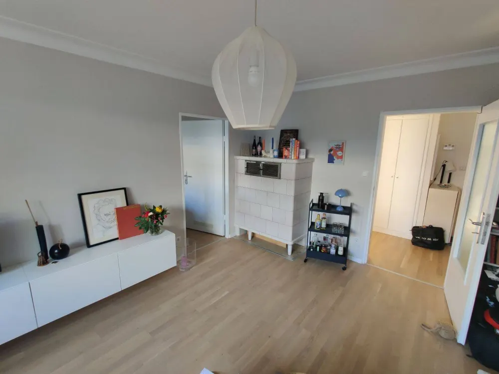 Sanierte helle 3 Zimmerwohnung in St. Peter mit Balkon, Eiche-Parkett, ruhige Sackgasse, verkehrsgünstige Lage