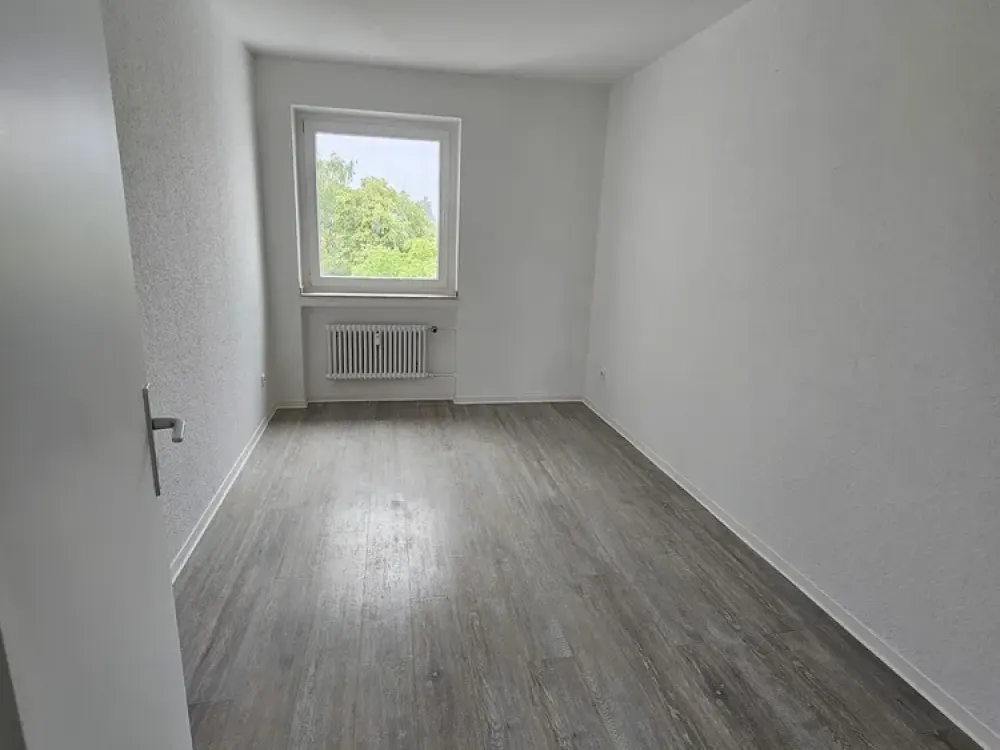 ***WBS notwendig*** Helle 3-Raum-Wohnungim 7. Stock mit Balkon in Iserlohn, Bieler Straße