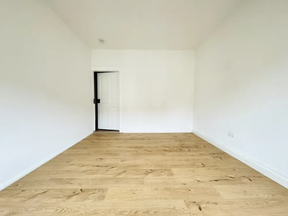 renovierte attraktive 3 Raum Wohnung in Dölitz Dösen ***TOP**** / WG geeignet