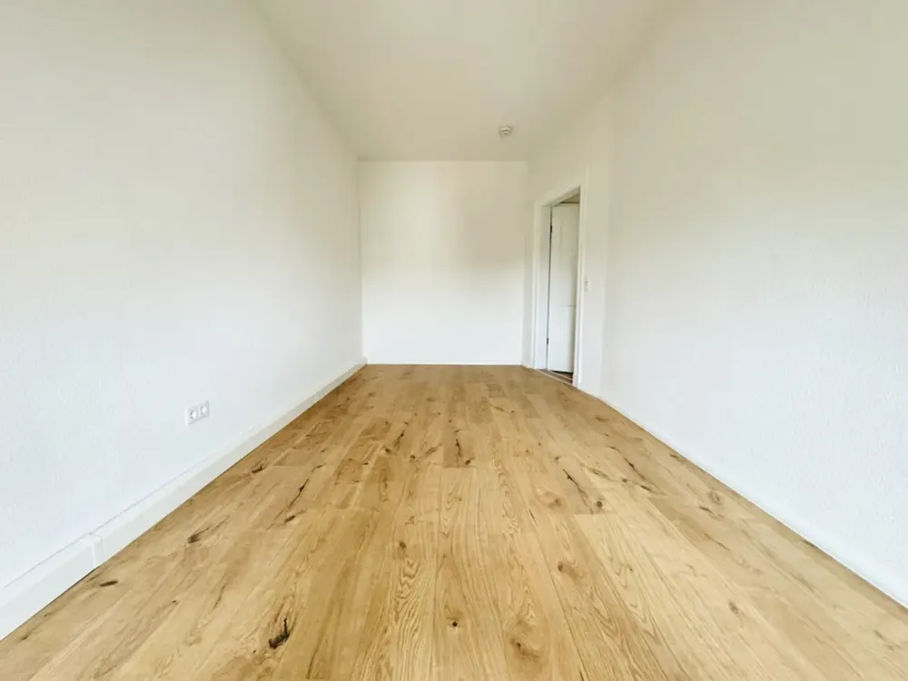 renovierte attraktive 3 Raum Wohnung in Dölitz Dösen ***TOP**** / WG geeignet