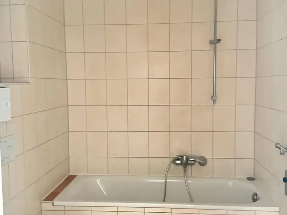 Ruhige Lage, freundliche 3-Zimmer-Wohnung mit Balkon und Blick ins Grüne