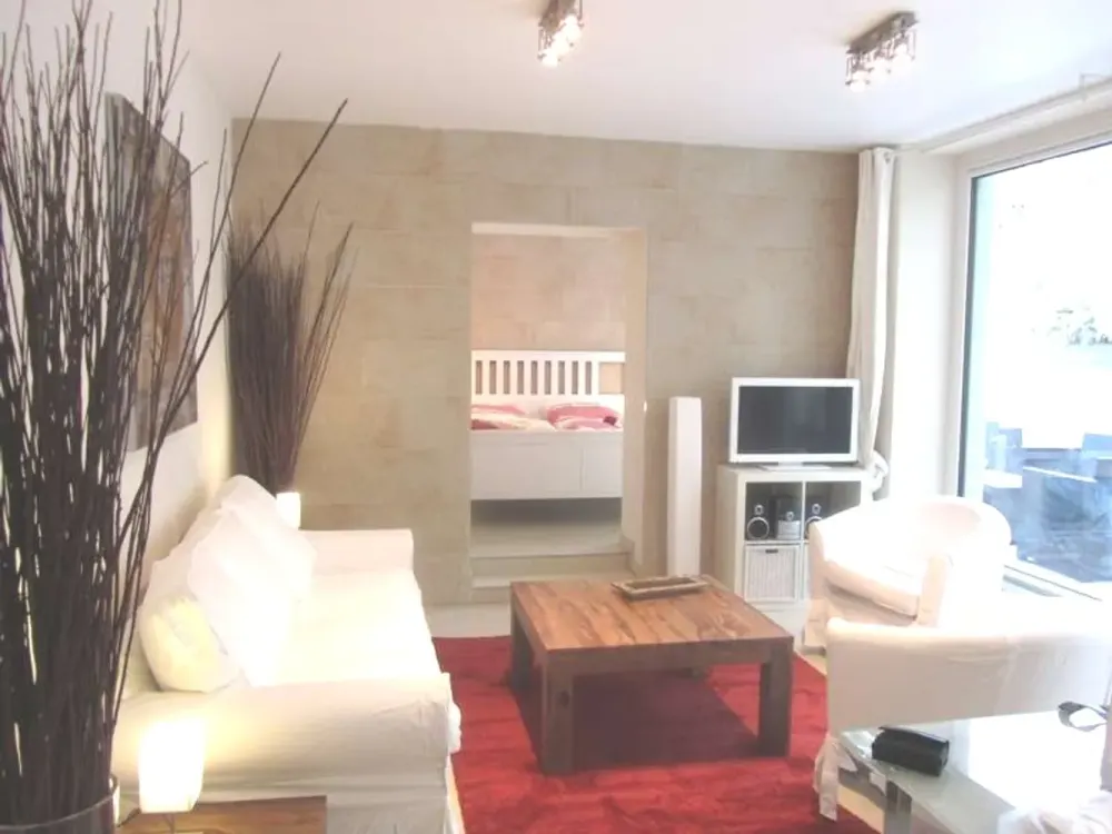 Ausgefallenes Lofthaus - Micro-Apartment - mit Terrasse - top-möbliert - ruhig und zentral gelegen!