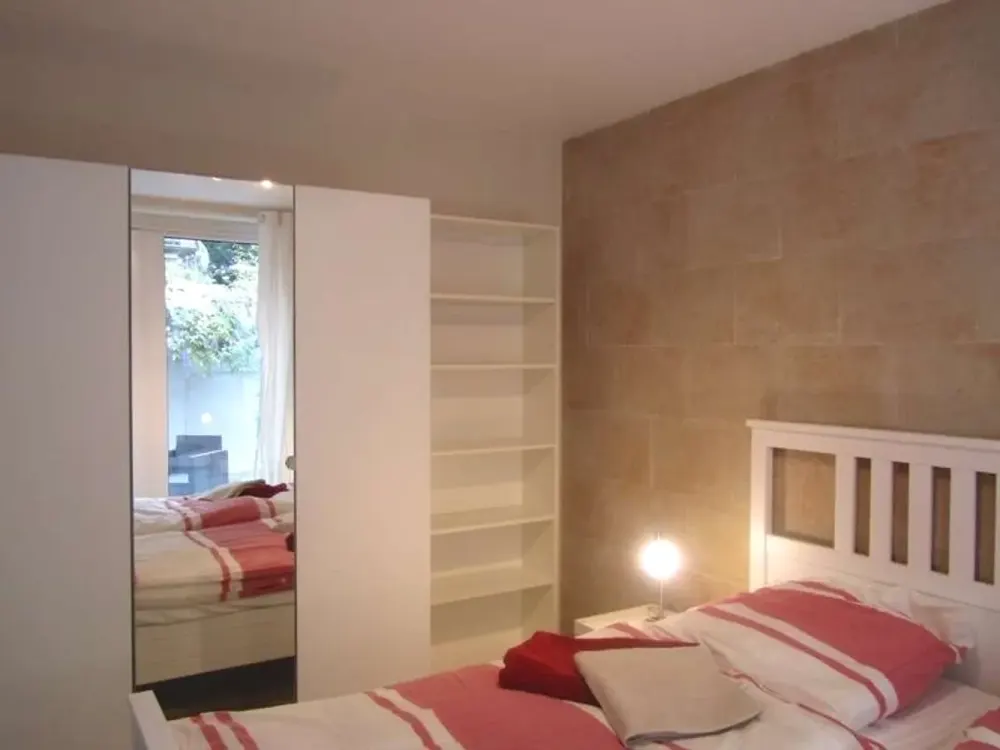Ausgefallenes Lofthaus - Micro-Apartment - mit Terrasse - top-möbliert - ruhig und zentral gelegen!