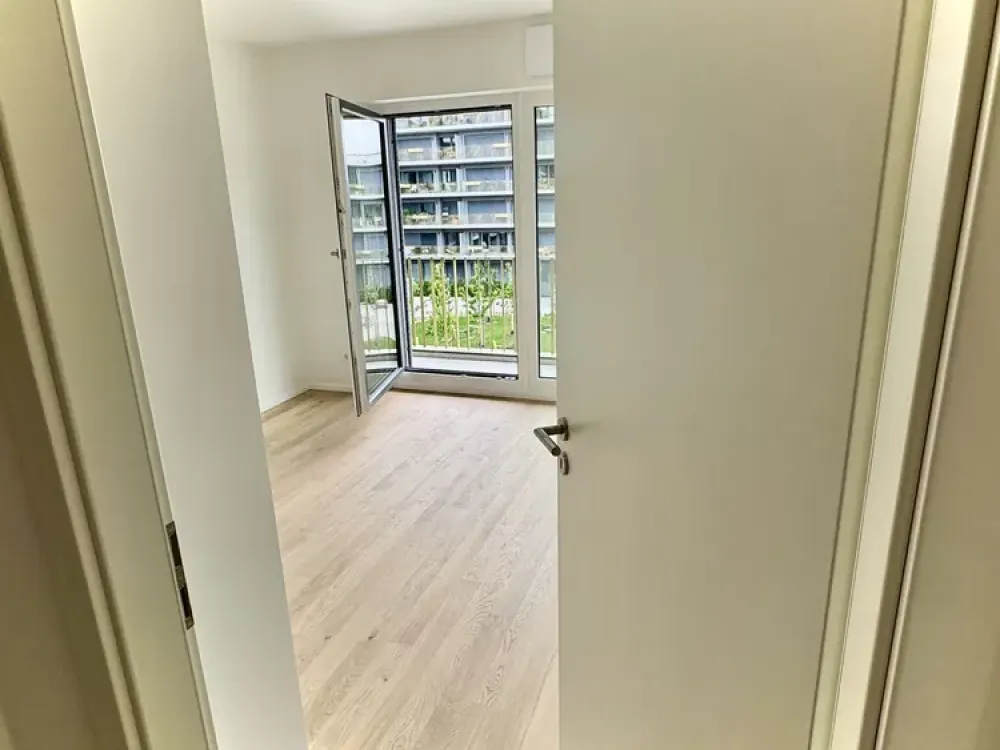 Erstbezug, EBK - Balkon, Innenhof - Expats Welcome