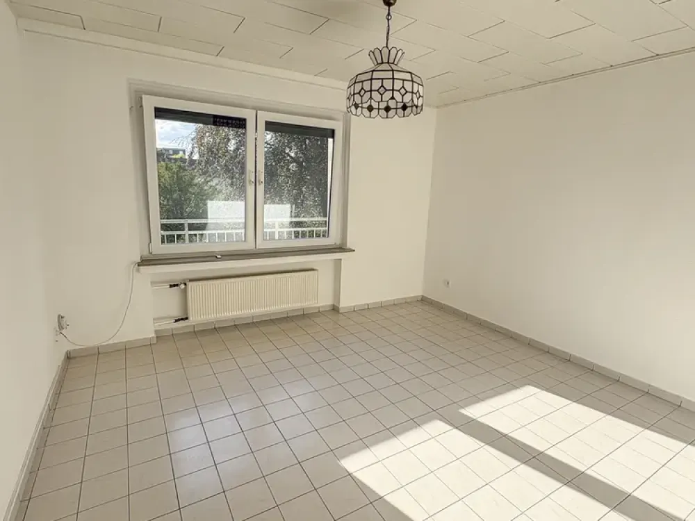 Befristete 4-Zimmer-Maisonettewohnung in Düsseldorf-Wersten