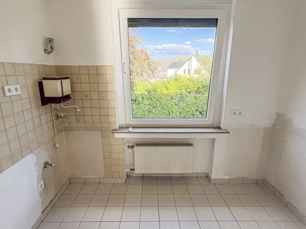 Befristete 4-Zimmer-Maisonettewohnung in Düsseldorf-Wersten