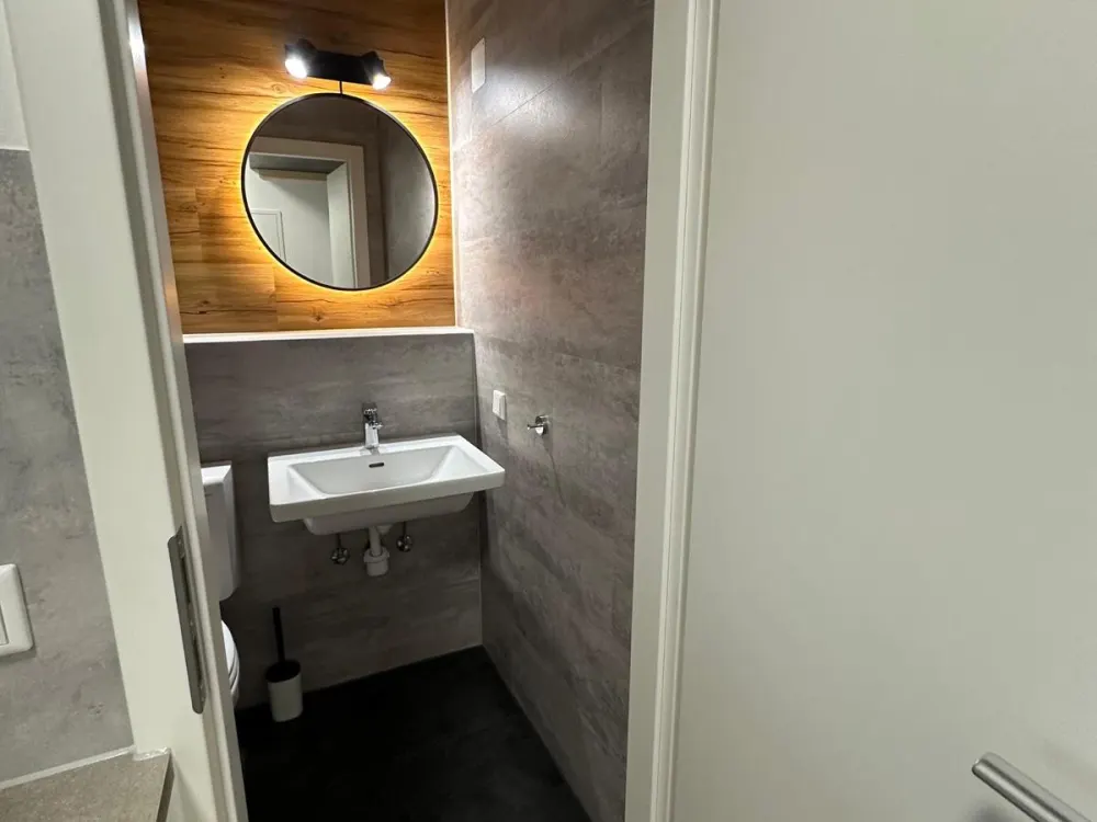 Schönes hochwertig renoviertes 1-Zimmerapartment in Erlangen